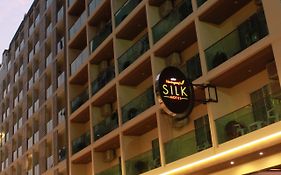 Hemingways Silk Hotel
